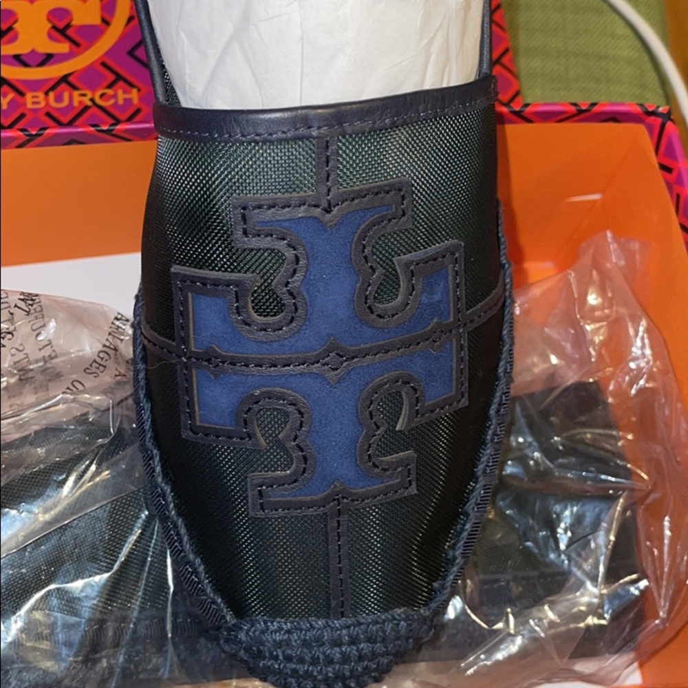 Tory Burch, never worn true to size